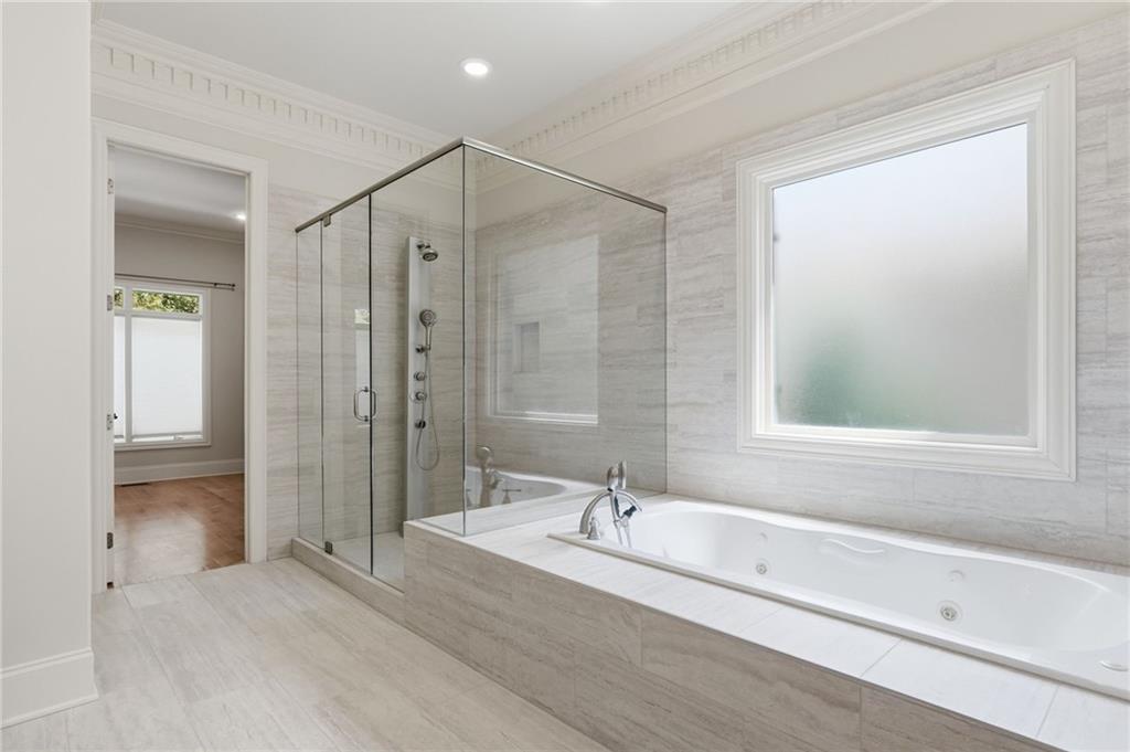 6295 Windward Parkway