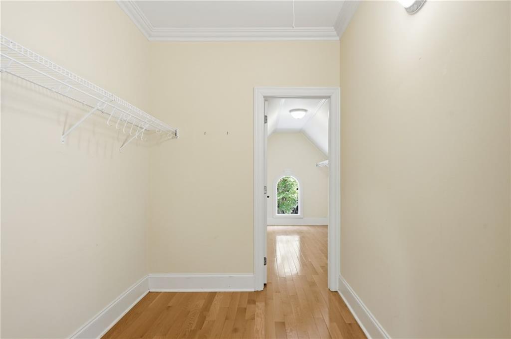 6295 Windward Parkway