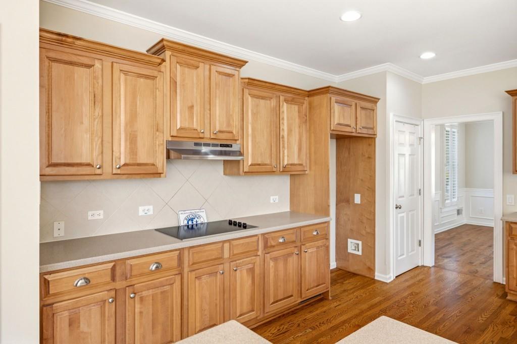 7327 Rocking Chair Lane
