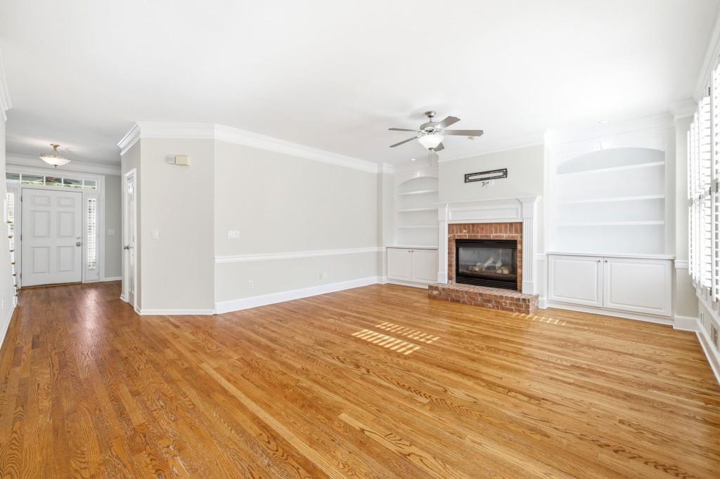 7327 Rocking Chair Lane