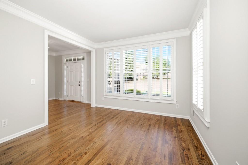 7327 Rocking Chair Lane