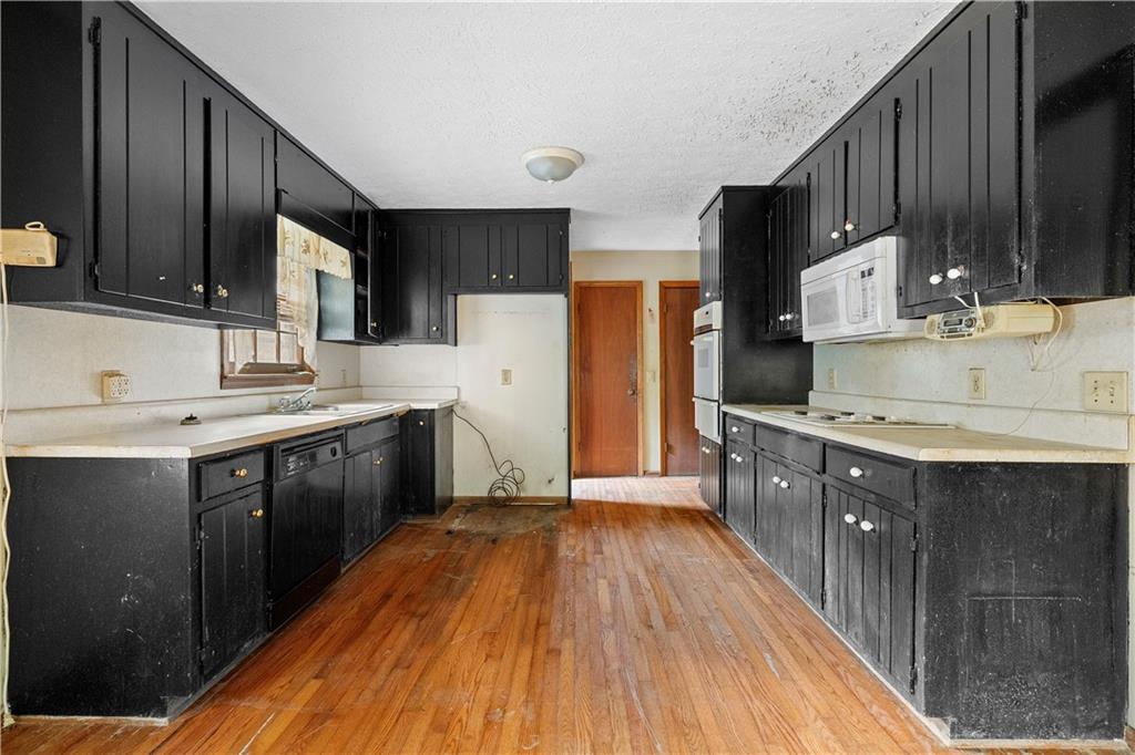 229 Holly Creek Way