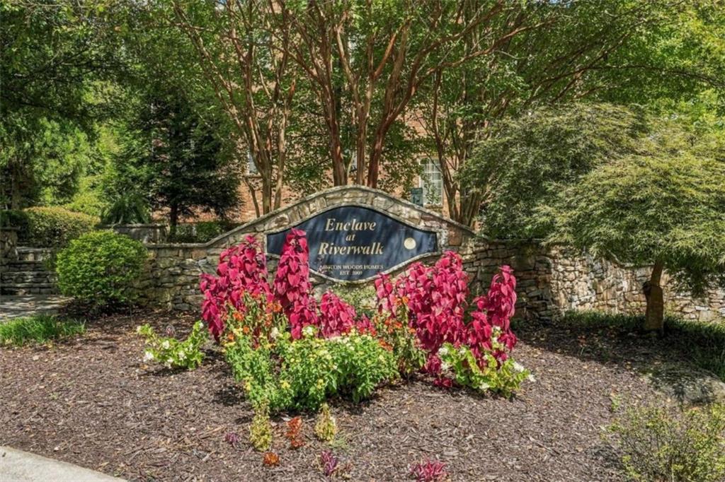 1875 Cedar Glenn Way