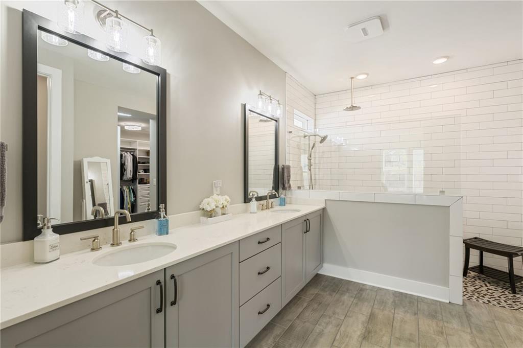 2048 Ripple Park Bend