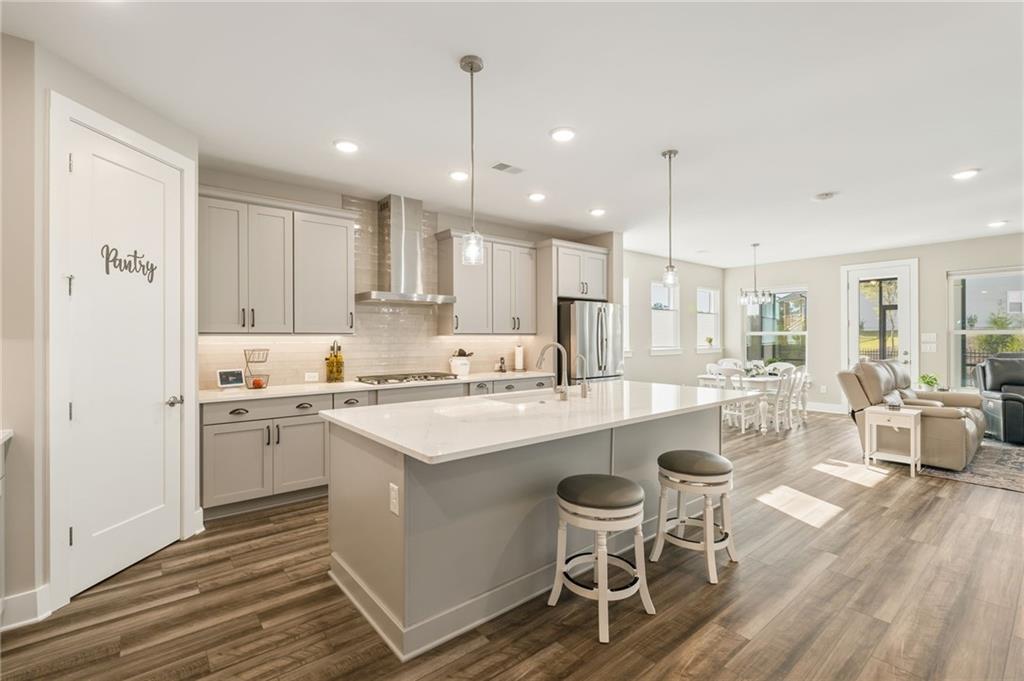 2048 Ripple Park Bend