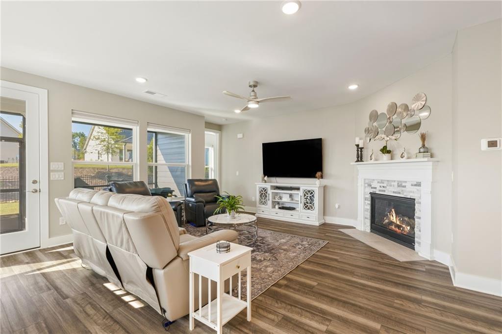 2048 Ripple Park Bend