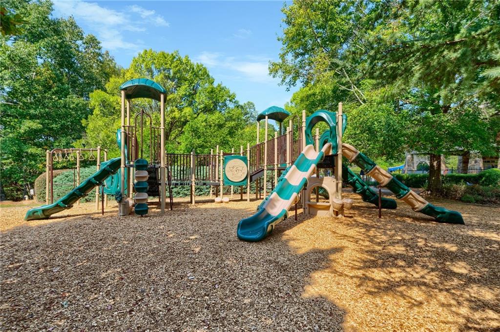 2048 Ripple Park Bend
