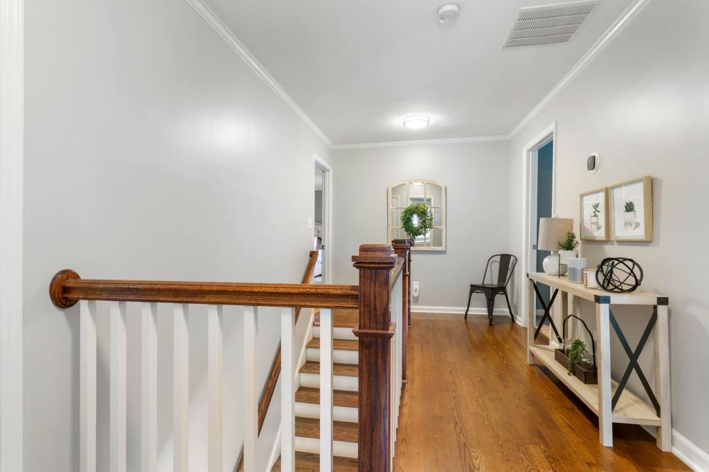 965 Hickory Oak Hollow