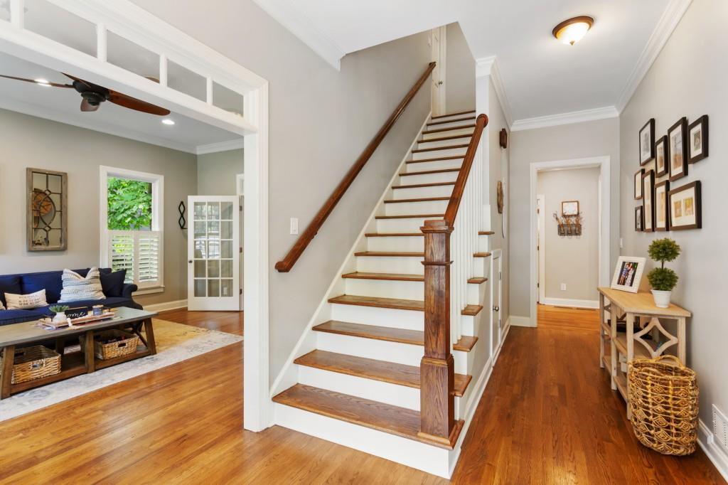965 Hickory Oak Hollow