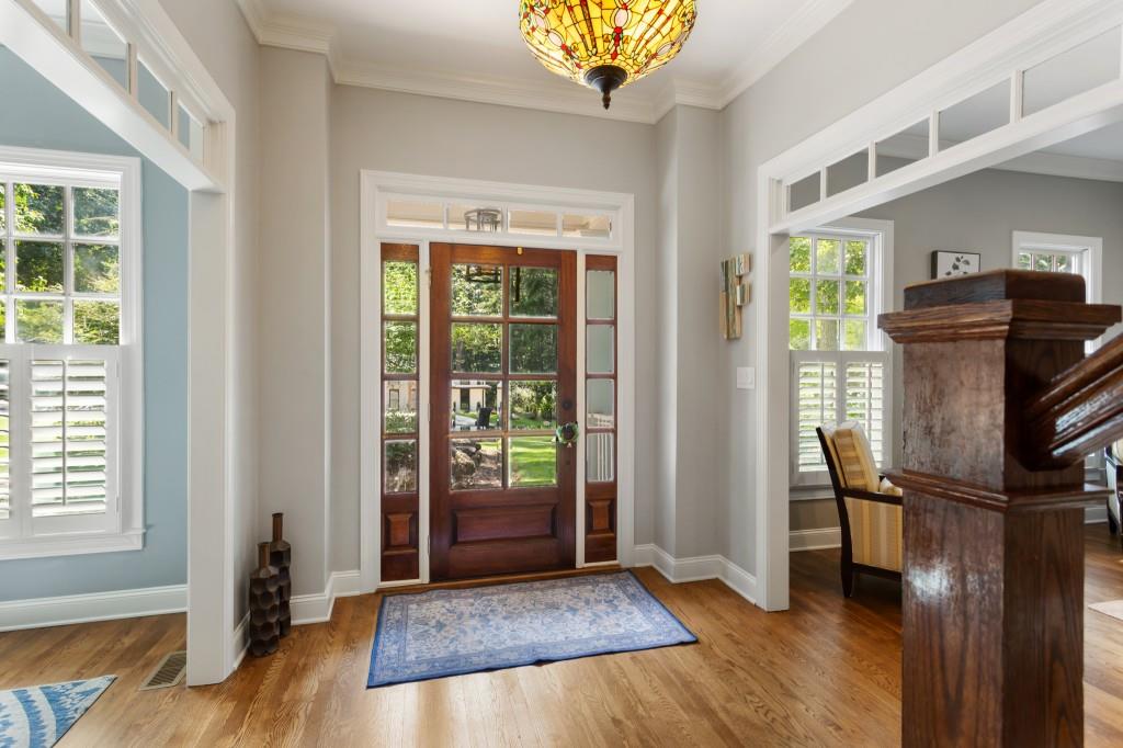 965 Hickory Oak Hollow