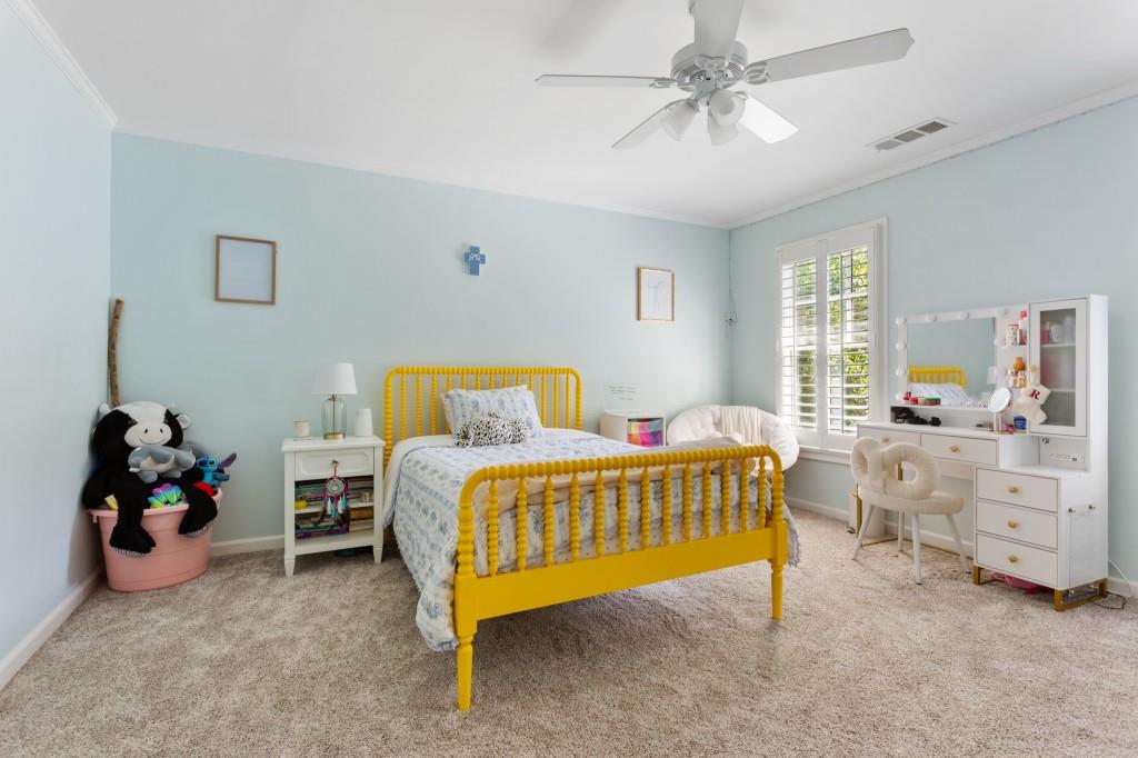 965 Hickory Oak Hollow
