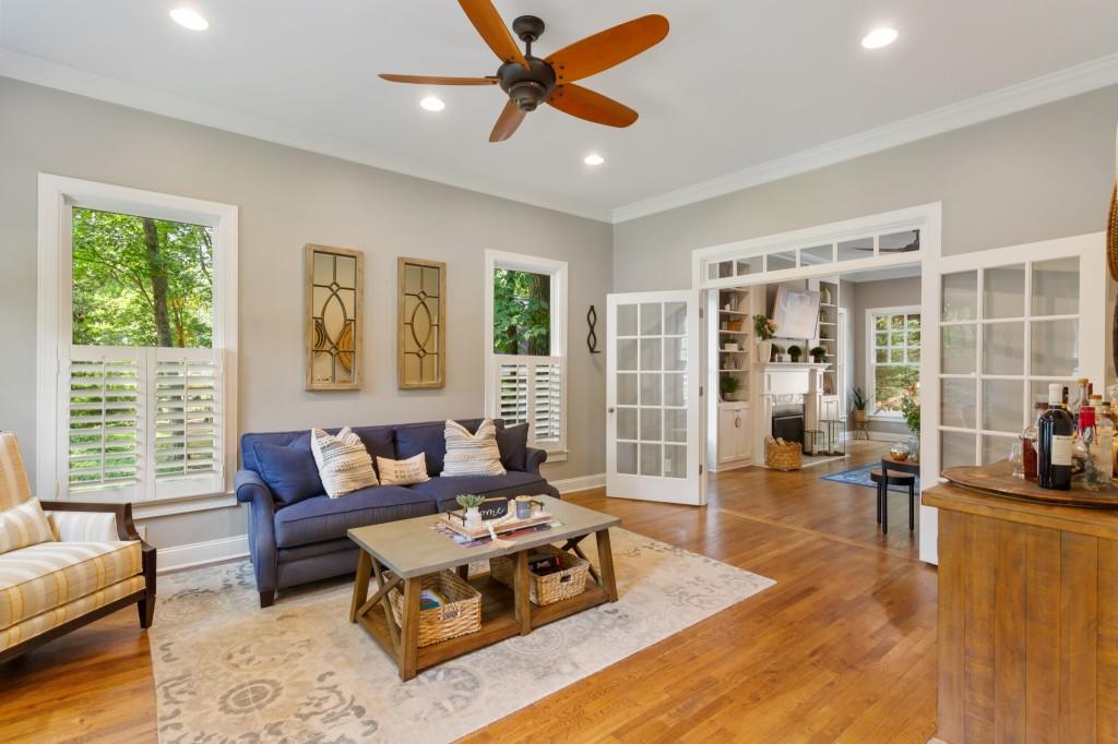 965 Hickory Oak Hollow