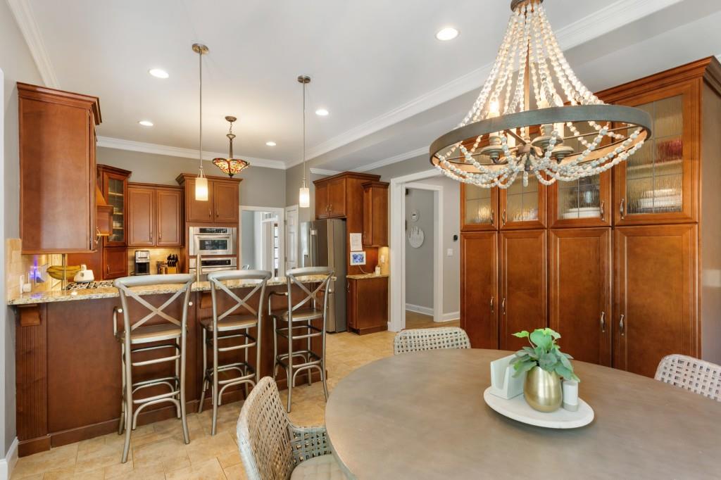 965 Hickory Oak Hollow