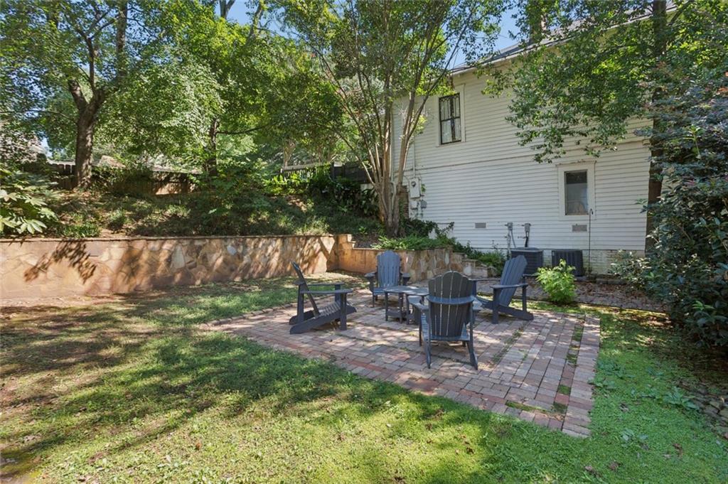 648 Waldo Street SE