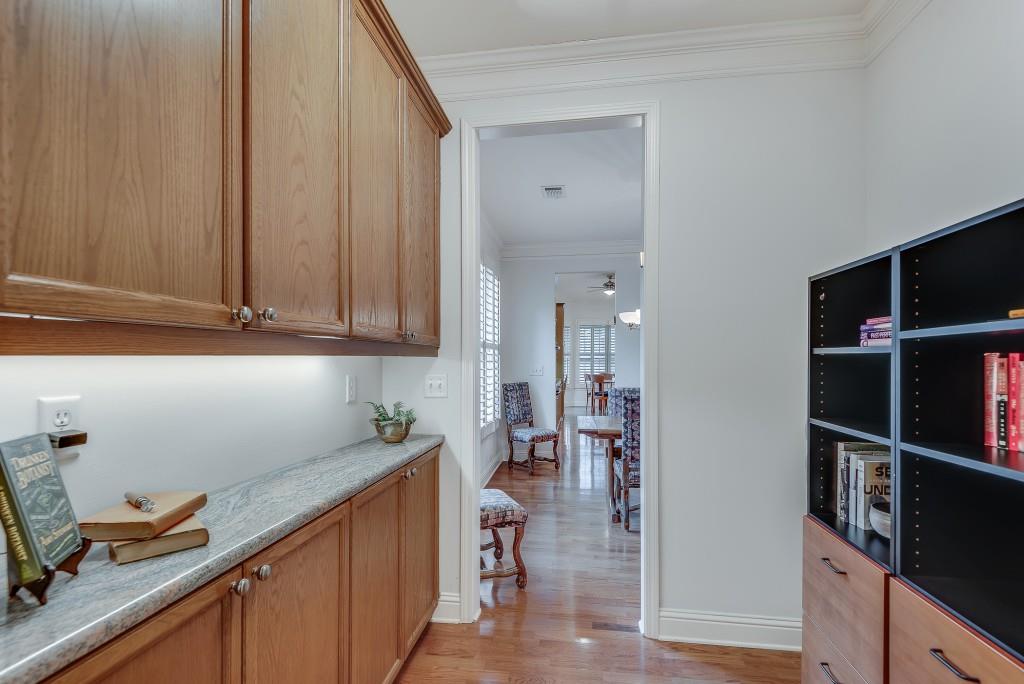 1558 Reserve Circle