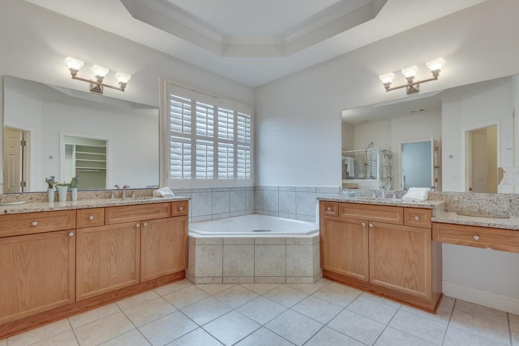 1558 Reserve Circle