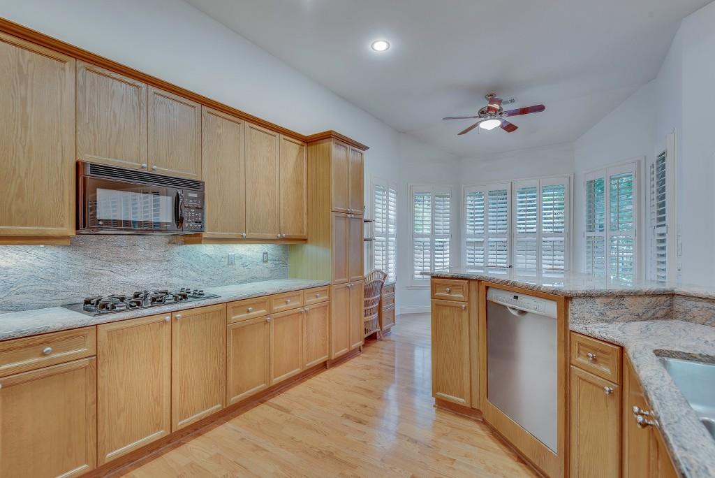 1558 Reserve Circle