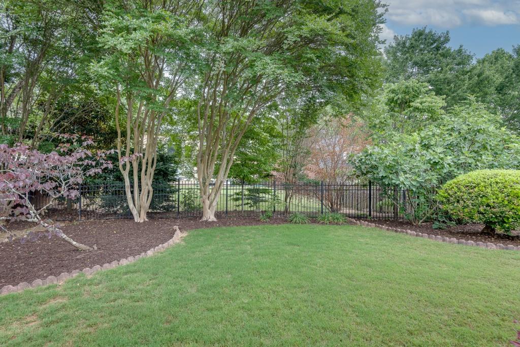 1558 Reserve Circle