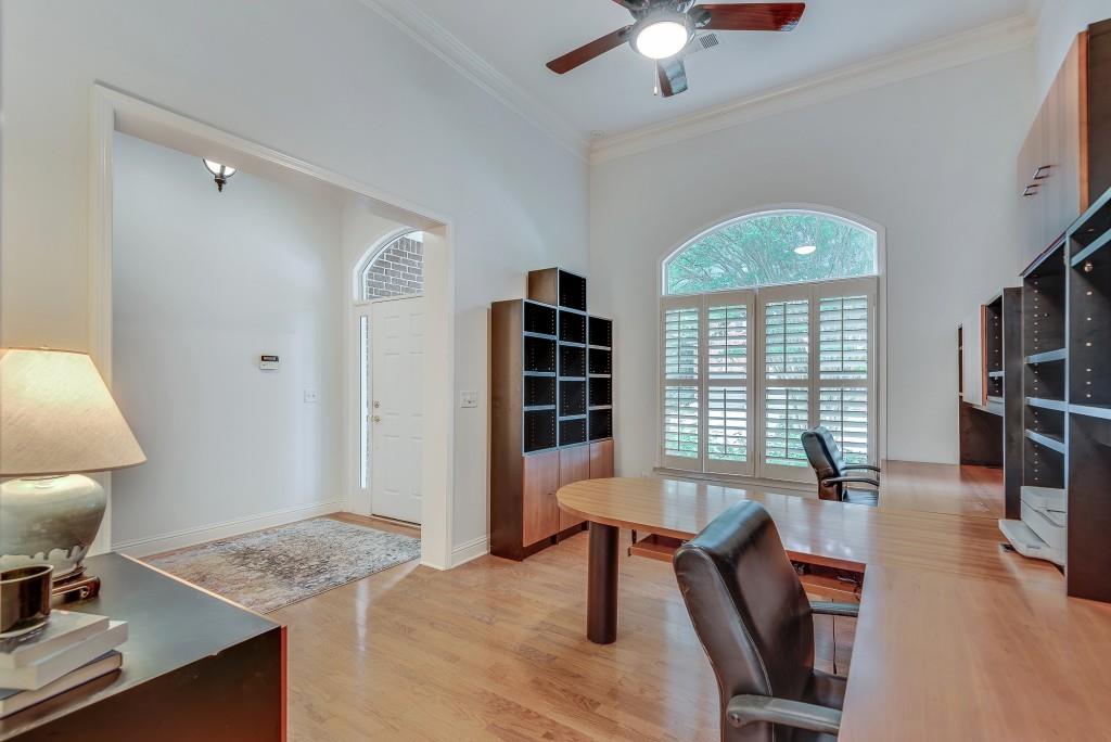 1558 Reserve Circle