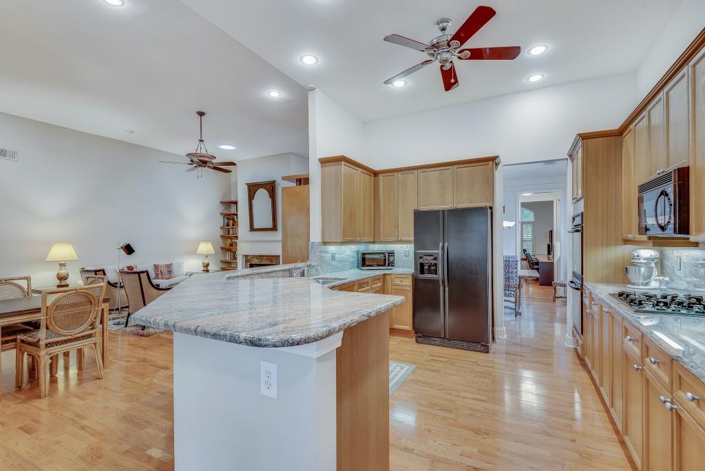1558 Reserve Circle