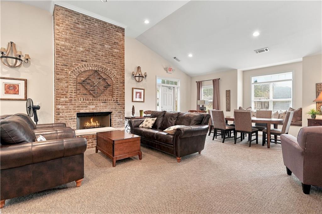 341 Villa Park Circle