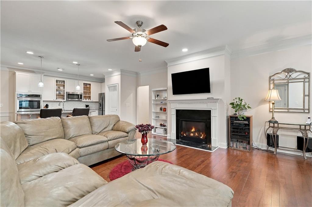 341 Villa Park Circle