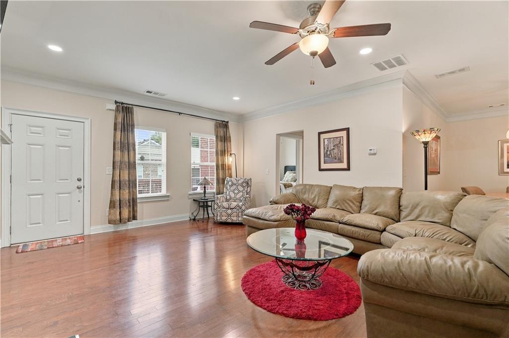 341 Villa Park Circle