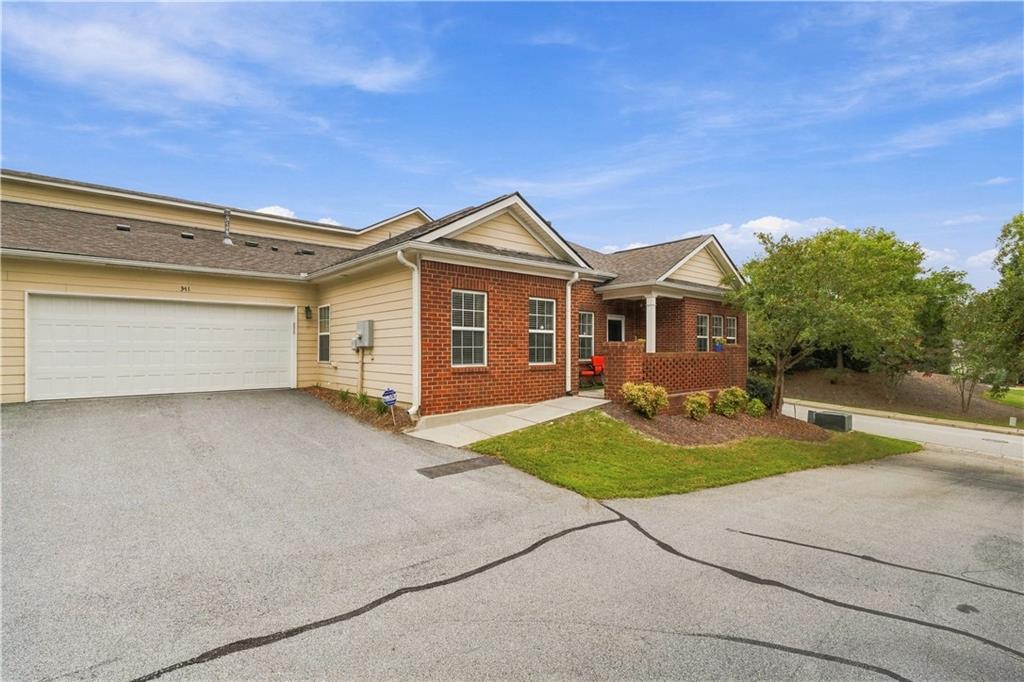 341 Villa Park Circle