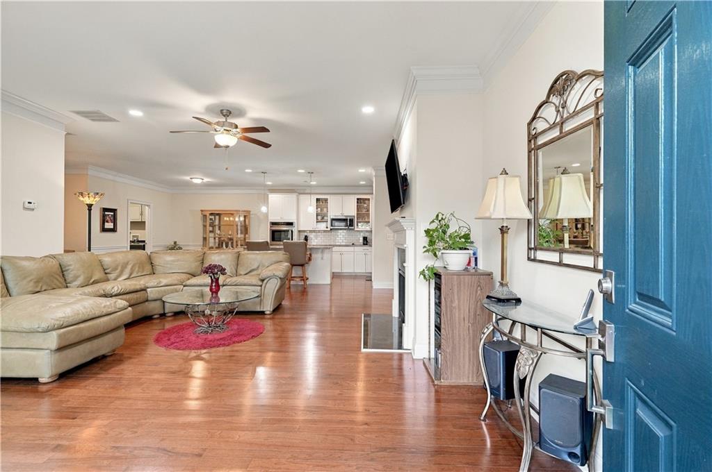 341 Villa Park Circle