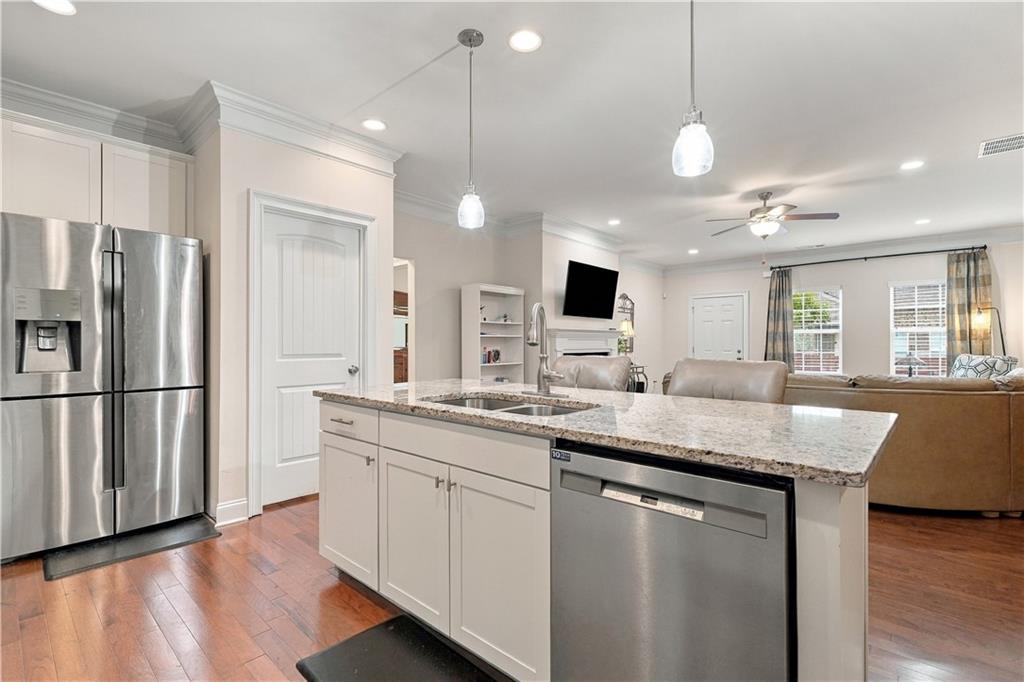 341 Villa Park Circle