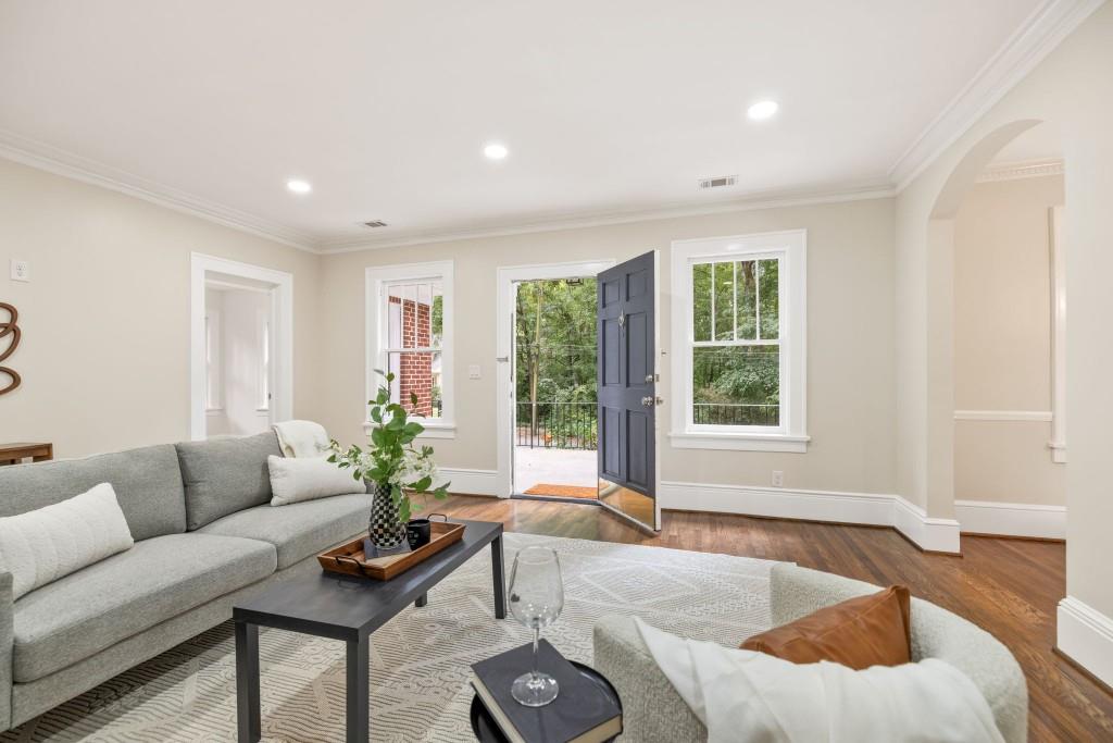 443 Burlington Road NE