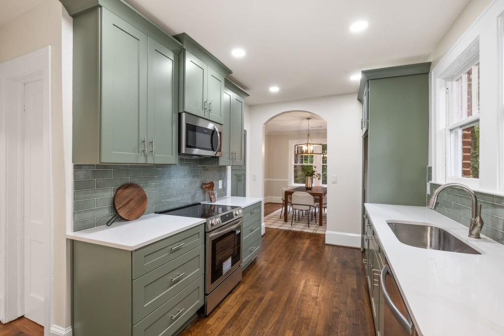 443 Burlington Road NE