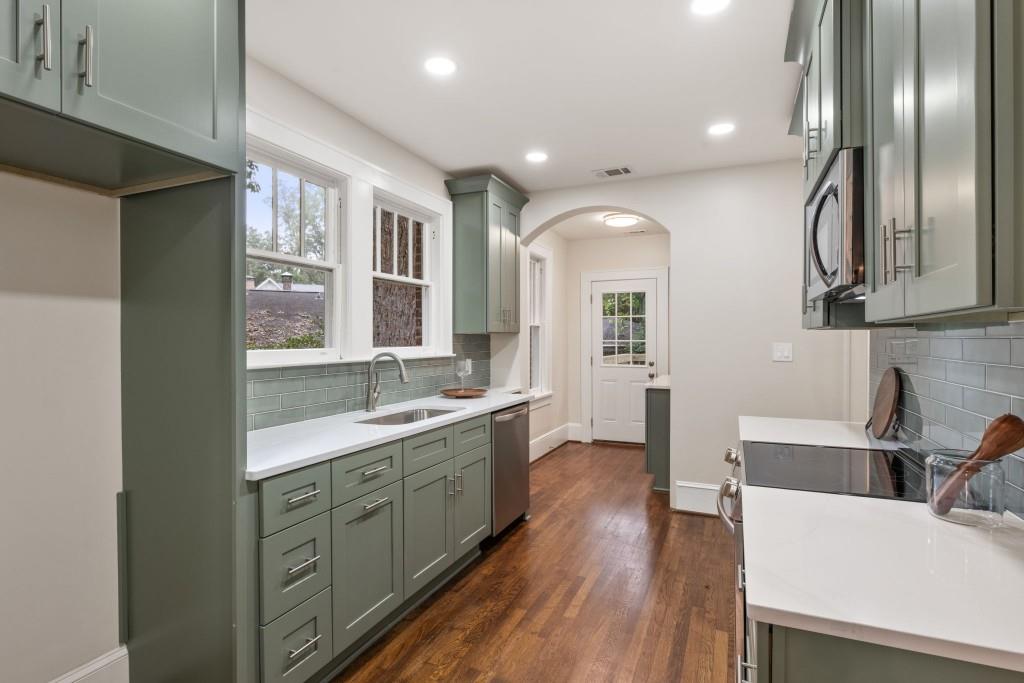 443 Burlington Road NE