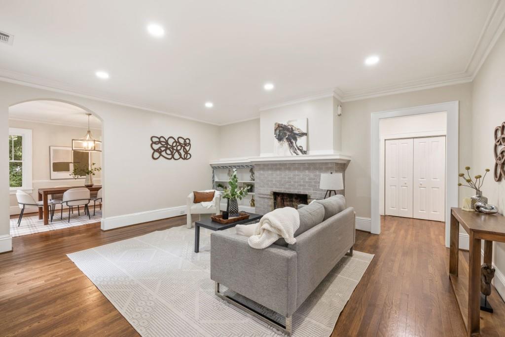 443 Burlington Road NE