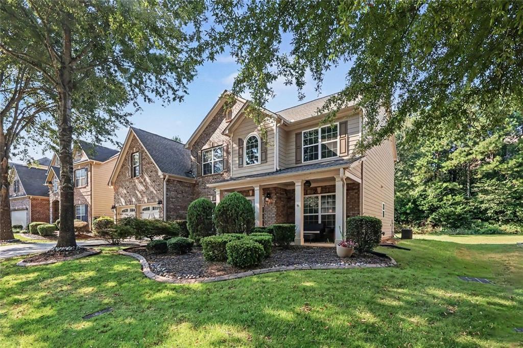 3732 Lake Enclave Way