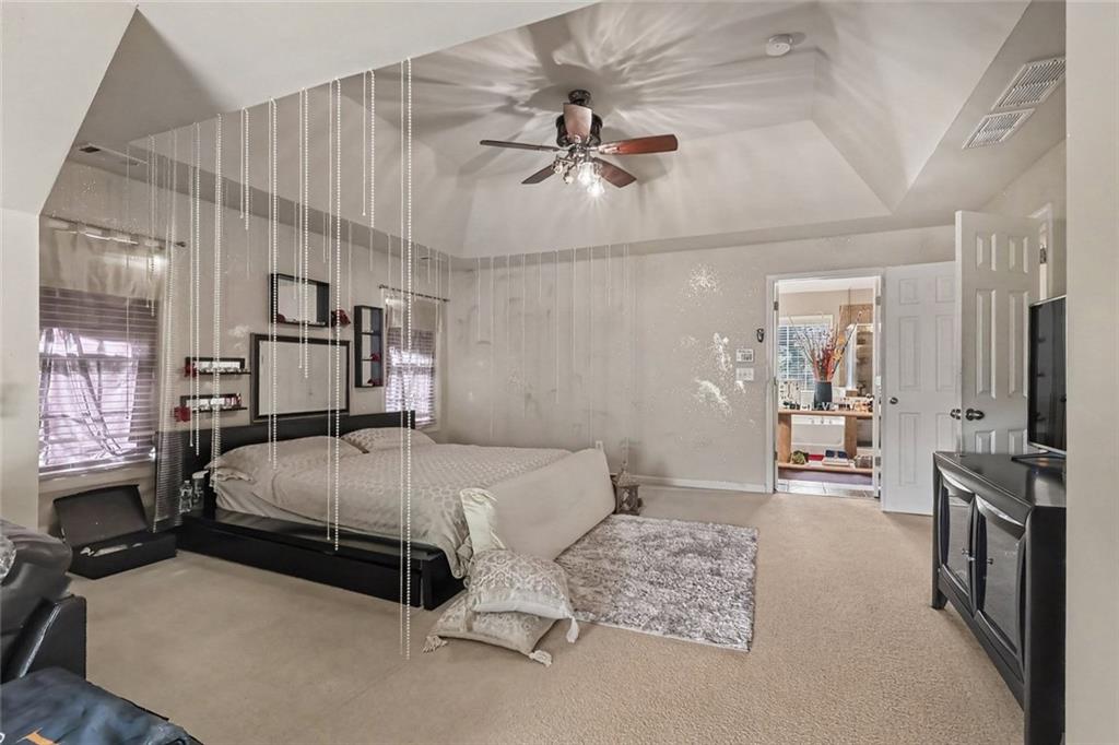 3732 Lake Enclave Way