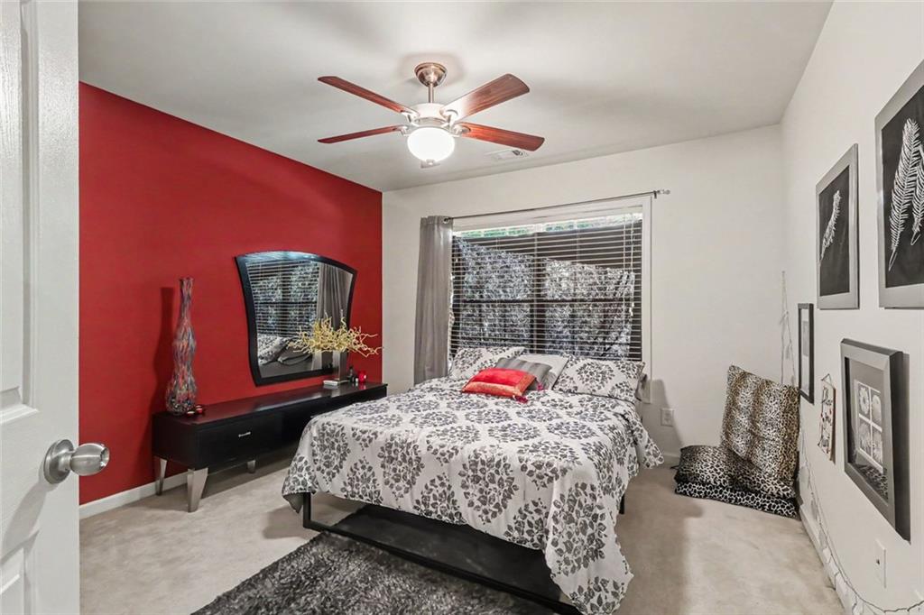 3732 Lake Enclave Way