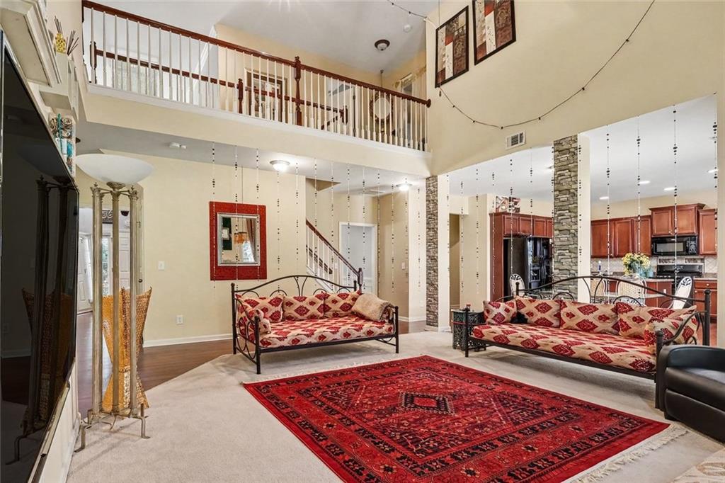 3732 Lake Enclave Way
