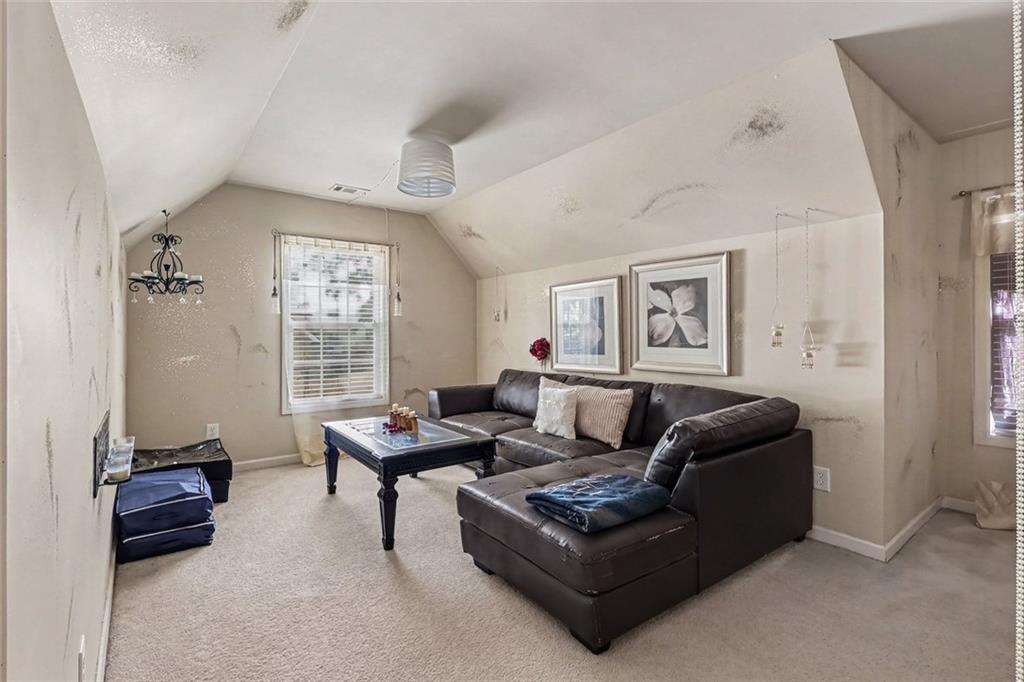 3732 Lake Enclave Way