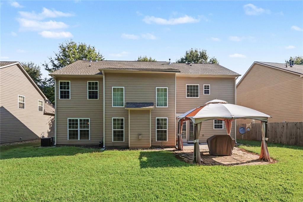 3732 Lake Enclave Way