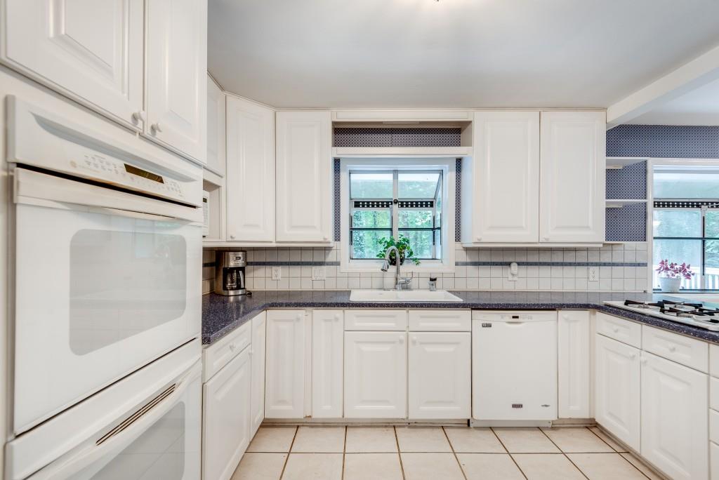 1800 Angelique Drive