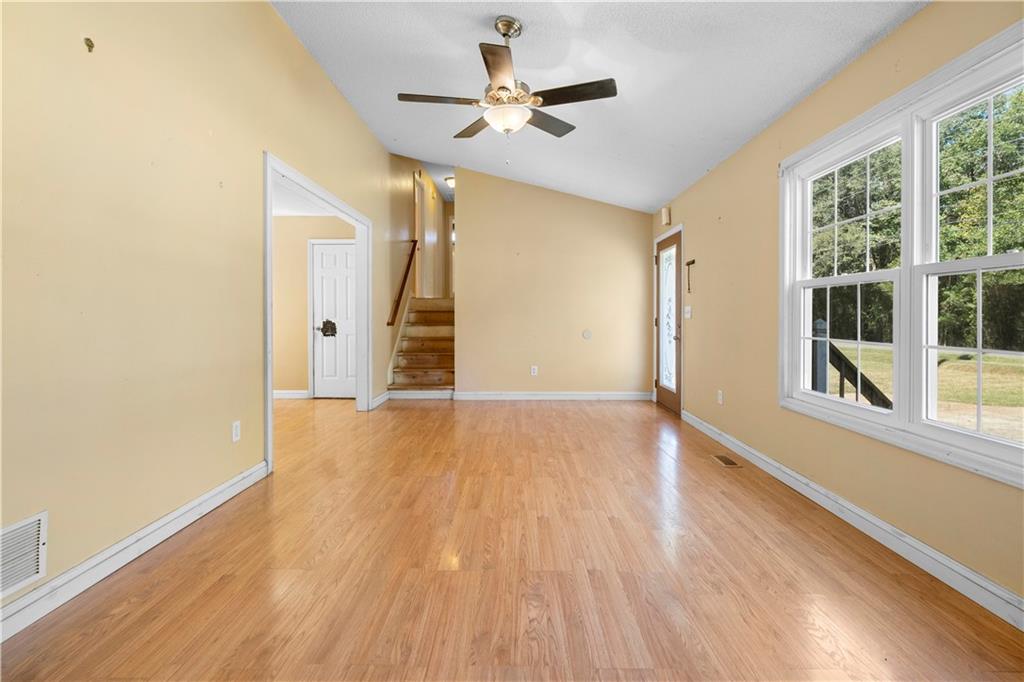 286 Covered Bridge Road SW