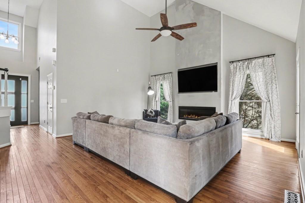 3793 Market Crescent