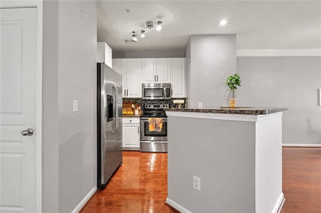 10 Perimeter Summit Boulevard NE Unit 4320