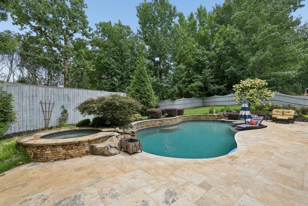 2930 Heatherstone