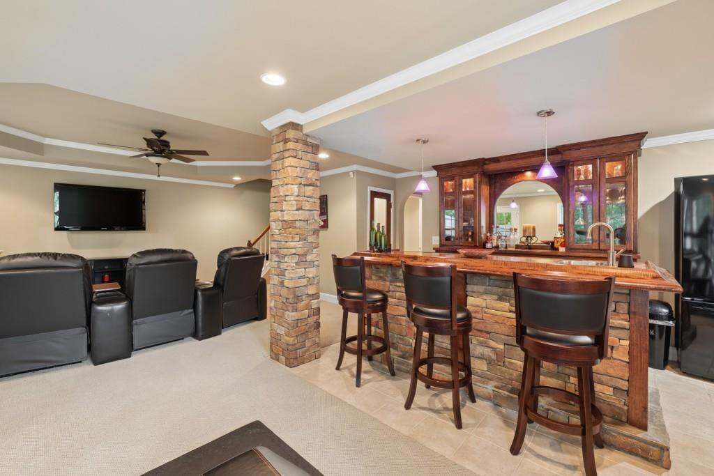 2930 Heatherstone
