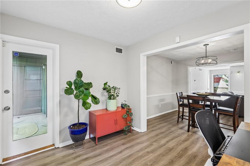 402 Dunbar Drive