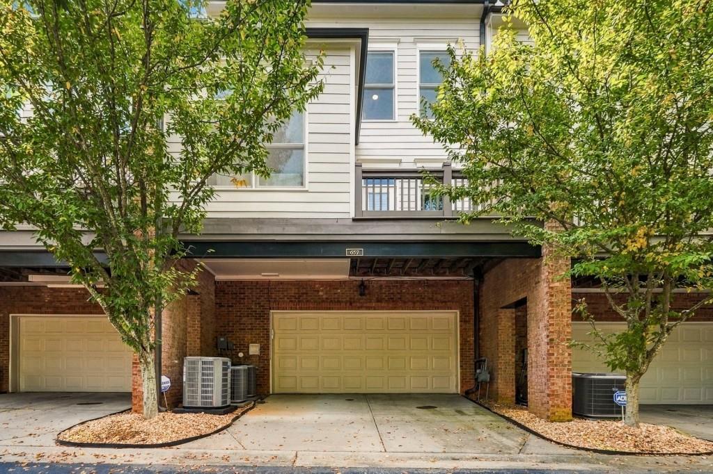 657 Lockton Place