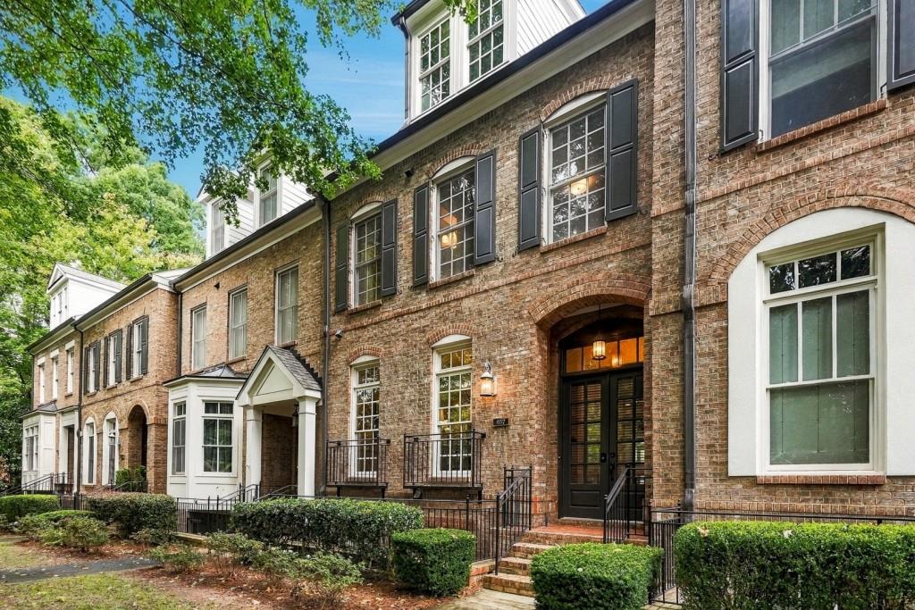 657 Lockton Place