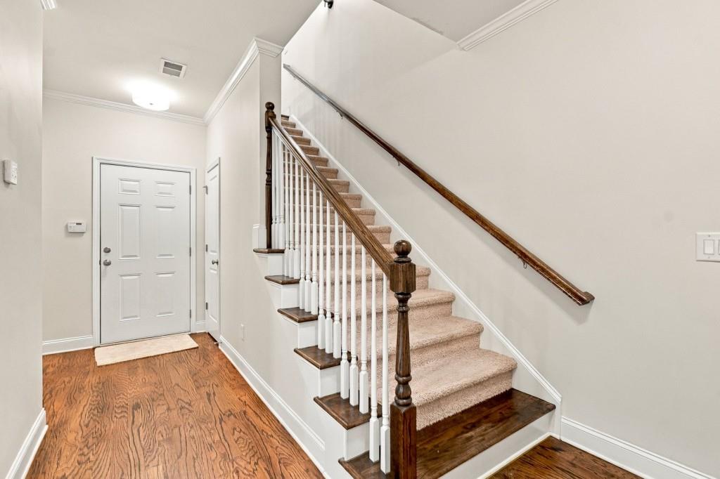 657 Lockton Place